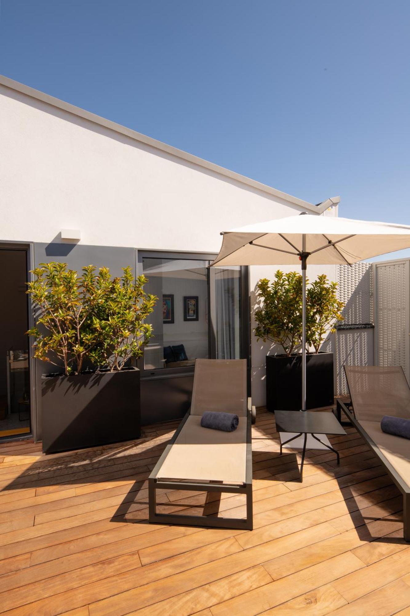 UMusic Hotel Madrid Exterior foto The rooftop terrace