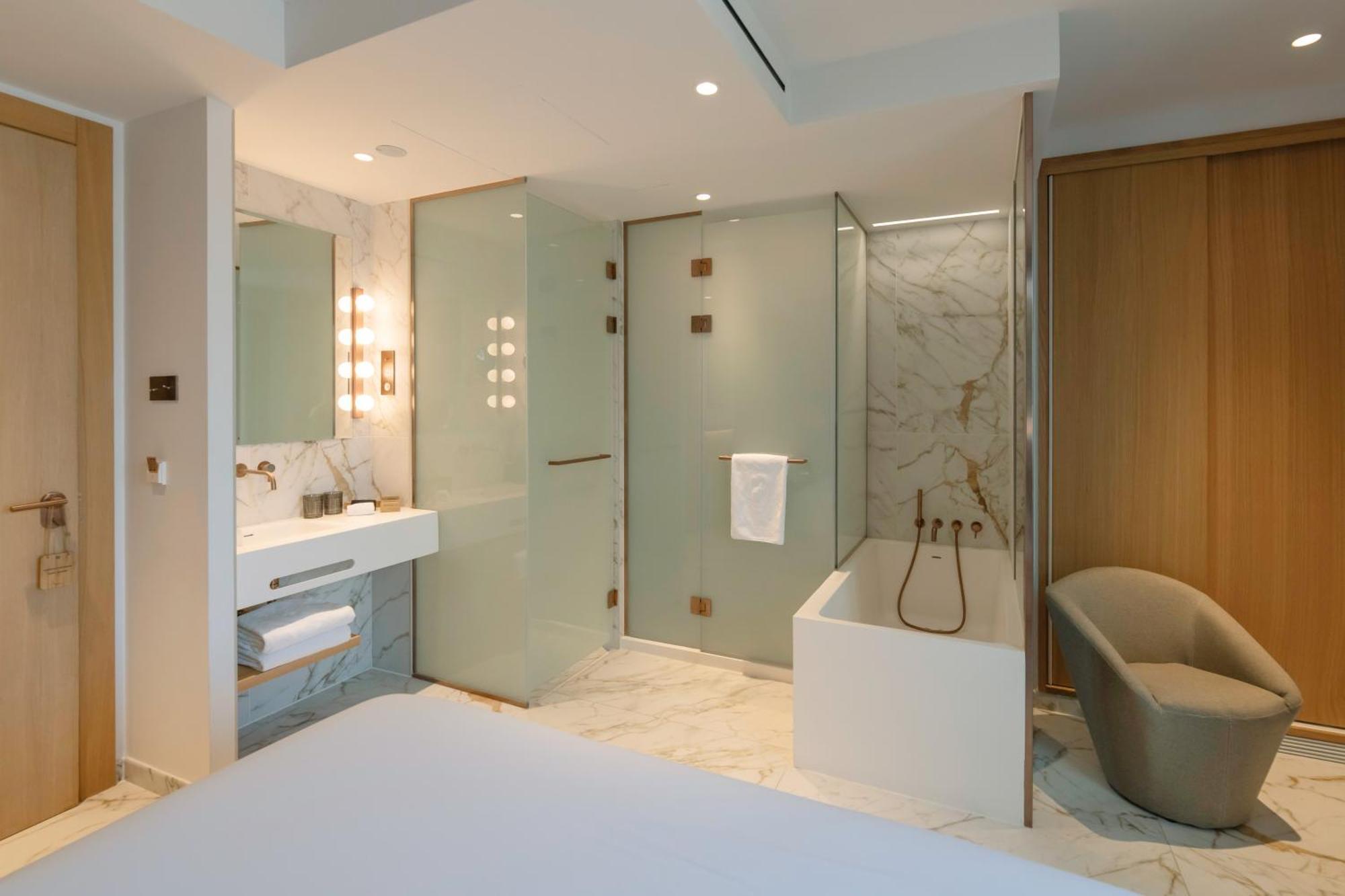 UMusic Hotel Madrid Exterior foto Bathroom